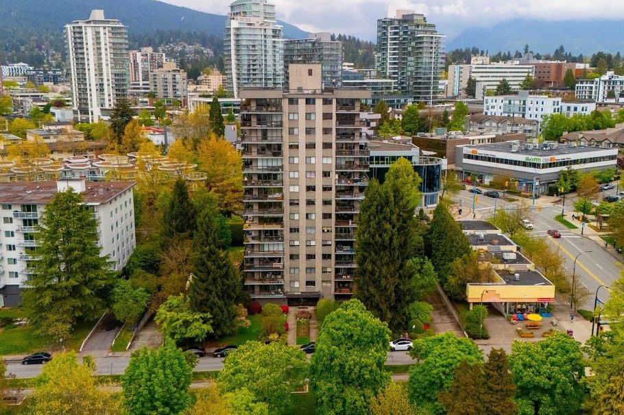 704 114 W Keith Road North Vancouver, BC - 21