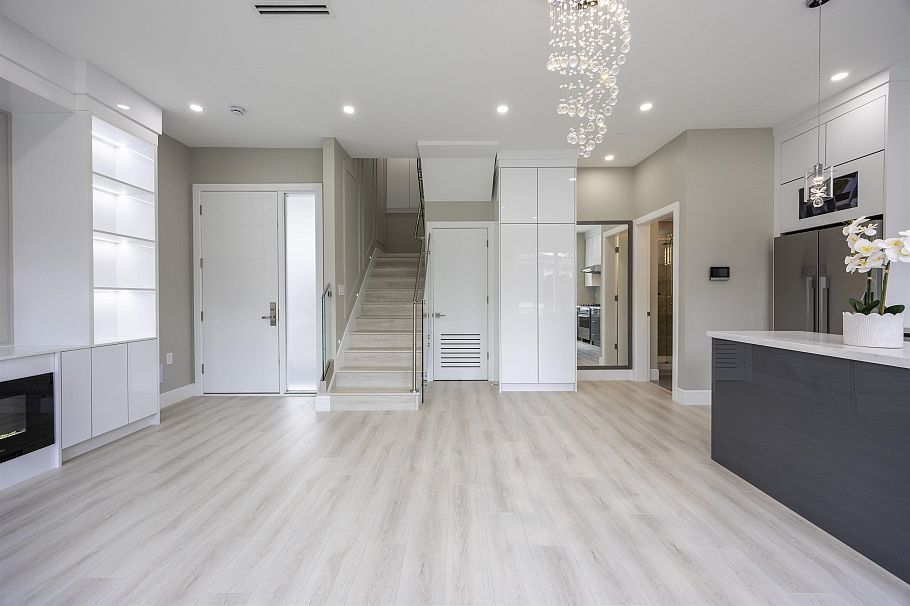 2 5808 Lanark Street Vancouver, BC - 11