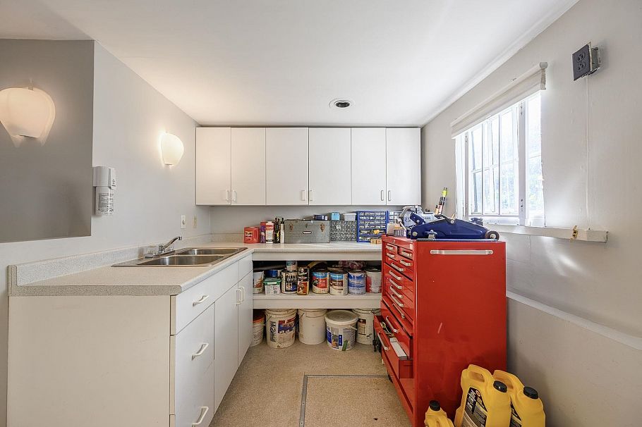 2633 Venables Street Vancouver, BC - 11