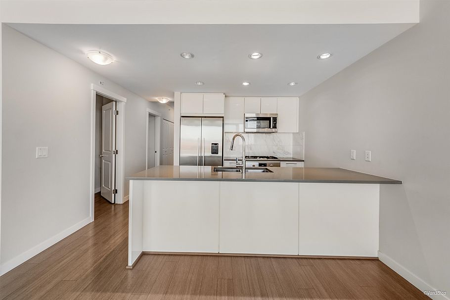 1008 3281 E Kent Avenue North Vancouver, BC - 4