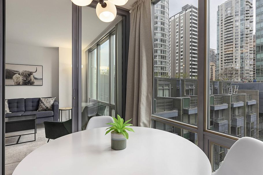 501 1200 W Georgia Street Vancouver, BC - 16