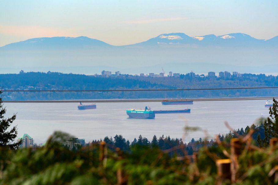 647 Blueridge Avenue North Vancouver, BC - 11