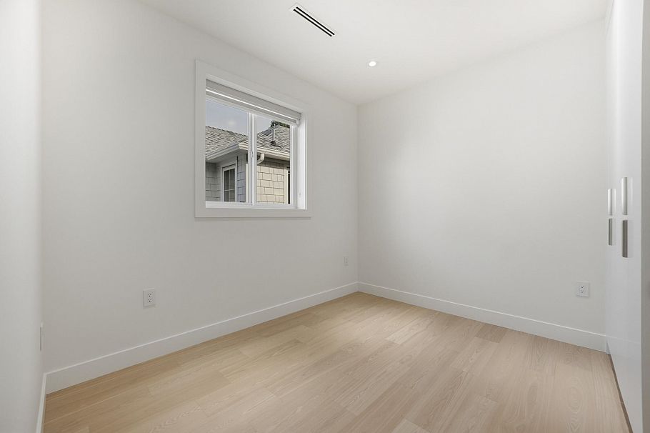 3116 W 42nd Avenue Vancouver, BC - 18