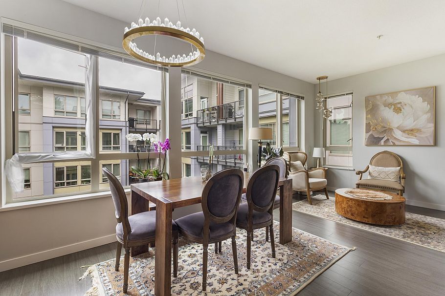418 2651 Library Lane North Vancouver, BC - 16