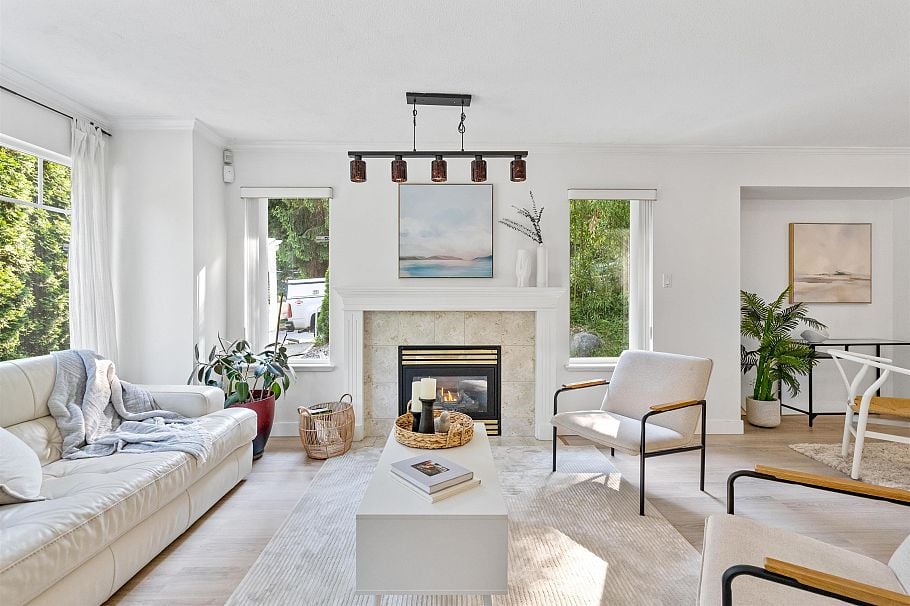 869 Seymour Boulevard North Vancouver, BC - 1
