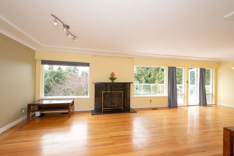 647 Blueridge Avenue North Vancouver, BC - 7