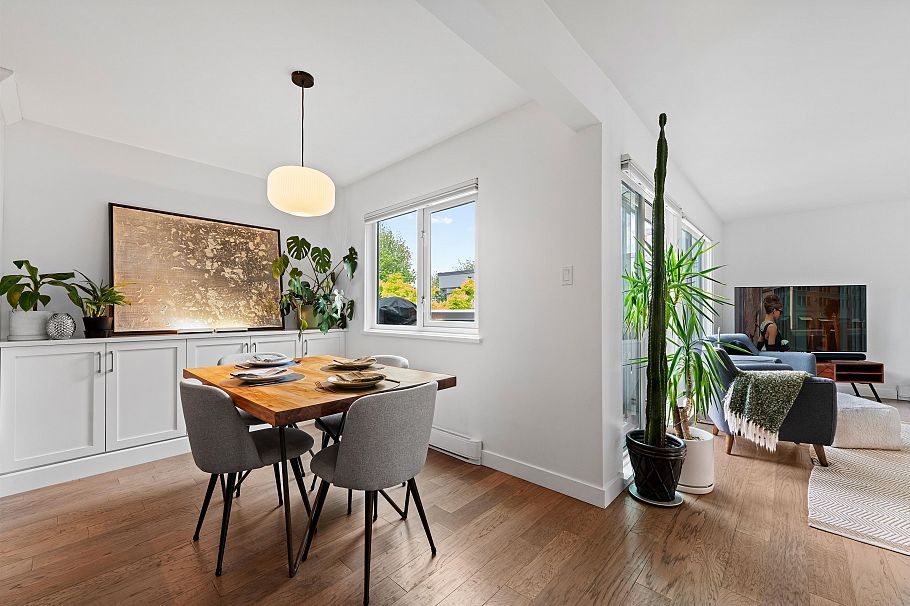1314 W 7th Avenue Vancouver, BC - 9