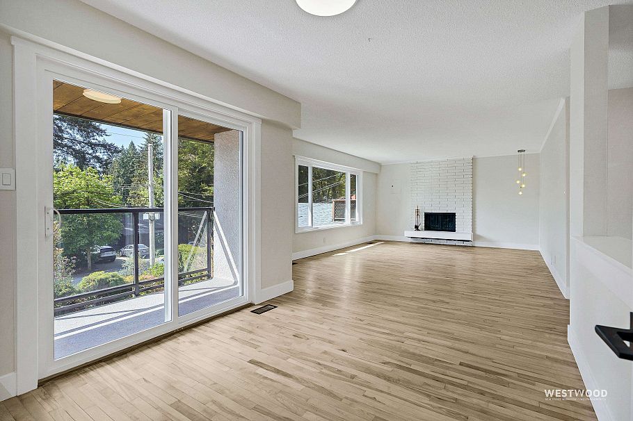 1422 Kilmer Road North Vancouver, BC - 12