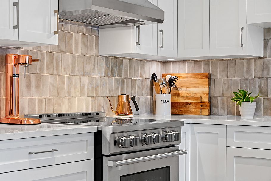 1314 W 7th Avenue Vancouver, BC - 7