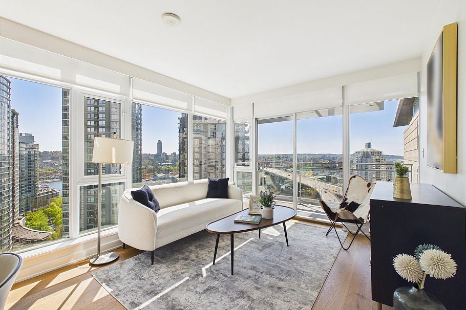 2108 1372 Seymour Street Vancouver, BC - 1