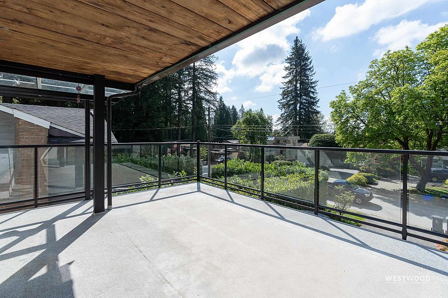 1422 Kilmer Road North Vancouver, BC - 17