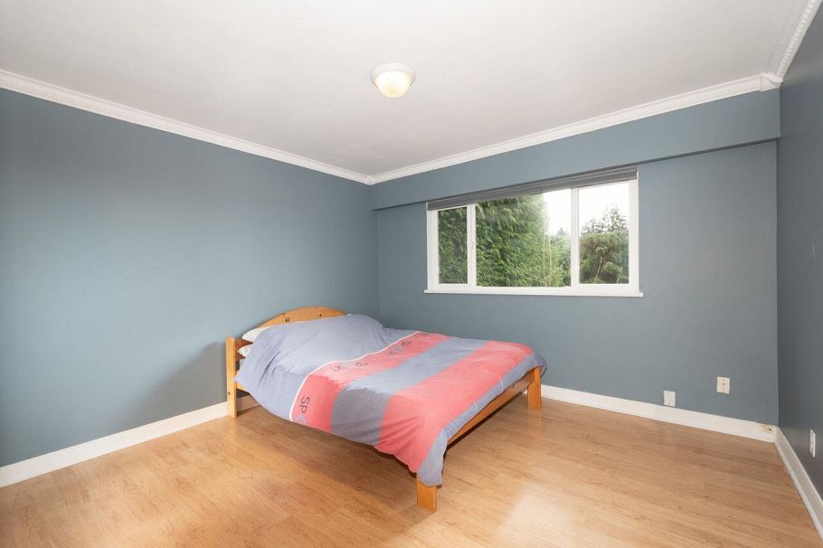 647 Blueridge Avenue North Vancouver, BC - 17