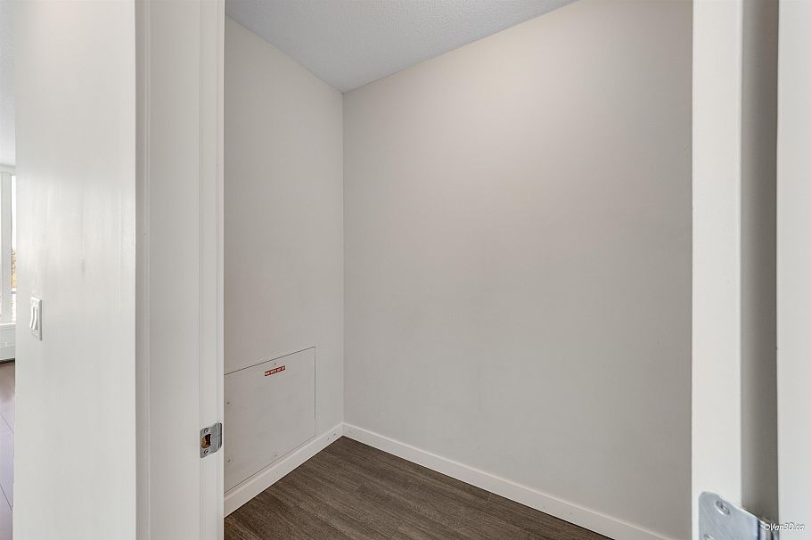 1008 3281 E Kent Avenue North Vancouver, BC - 14