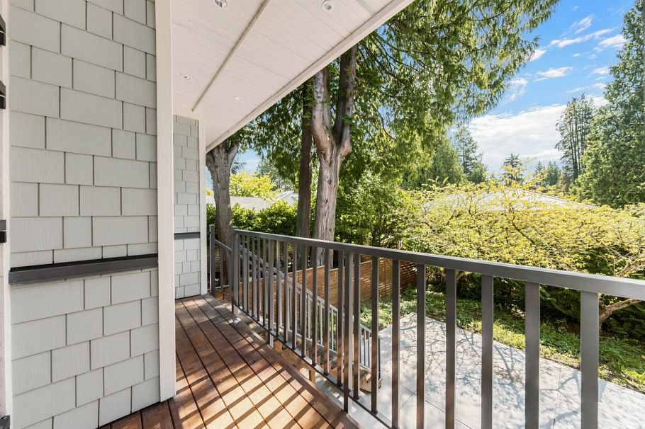 3412 W 43rd Avenue Vancouver, BC - 23