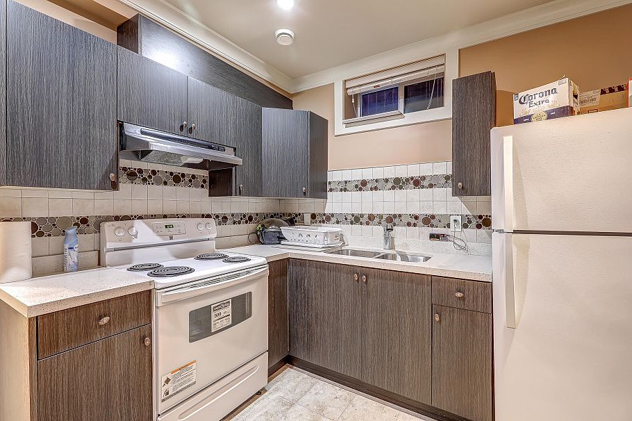 66 W 44th Avenue Vancouver, BC - 39