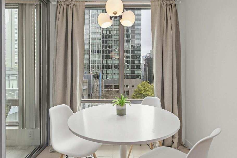 501 1200 W Georgia Street Vancouver, BC - 14