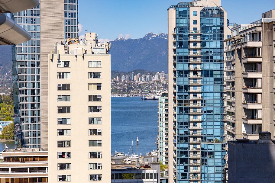 1606 1482 Robson Street Vancouver, BC - 18