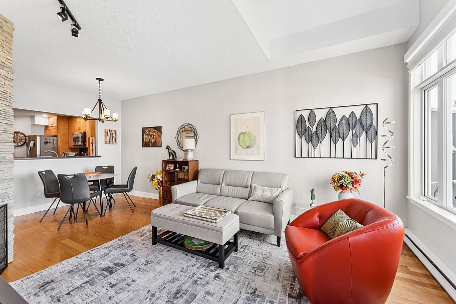 419 121 W 29th Street North Vancouver, BC - 4