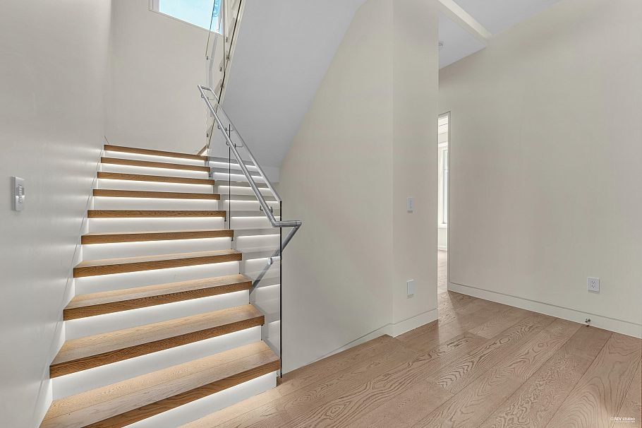 4465 Wallace Street Vancouver, BC - 16
