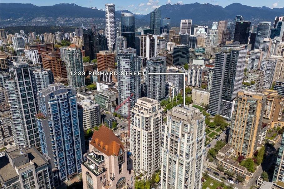 2402 1238 Richards Street Vancouver, BC - 38