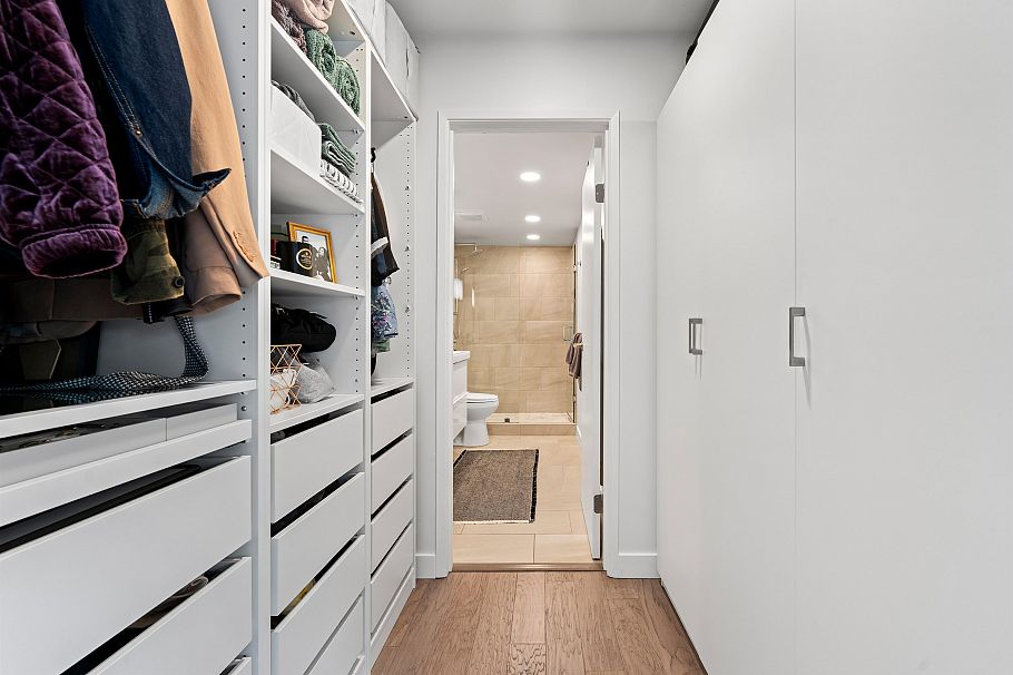 1314 W 7th Avenue Vancouver, BC - 17