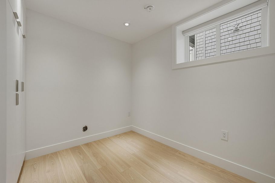 3116 W 42nd Avenue Vancouver, BC - 37