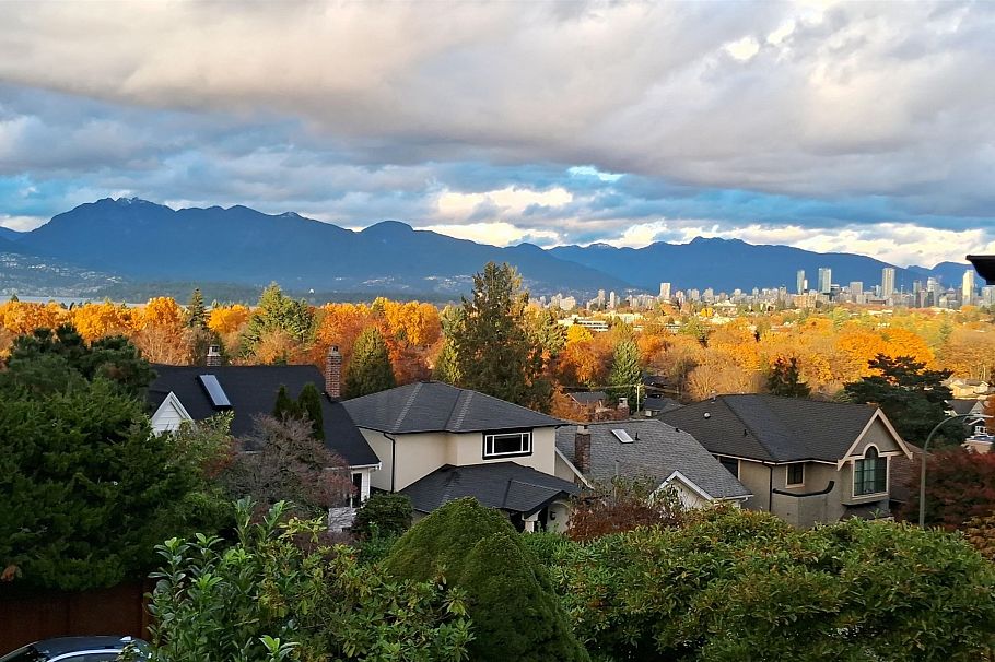 3558 W 15th Avenue Vancouver, BC - 19
