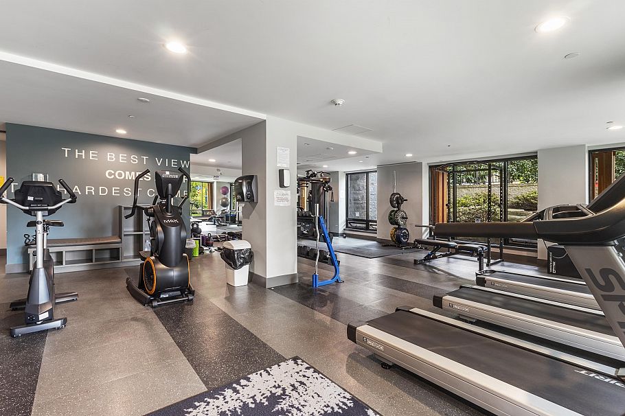 418 2651 Library Lane North Vancouver, BC - 28