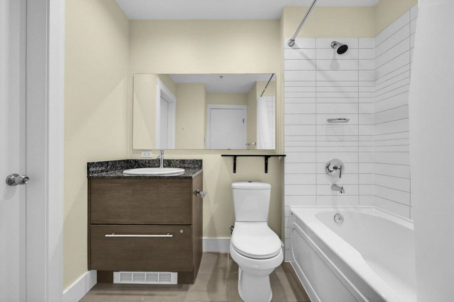 426 5928 Birney Avenue Vancouver, BC - 16