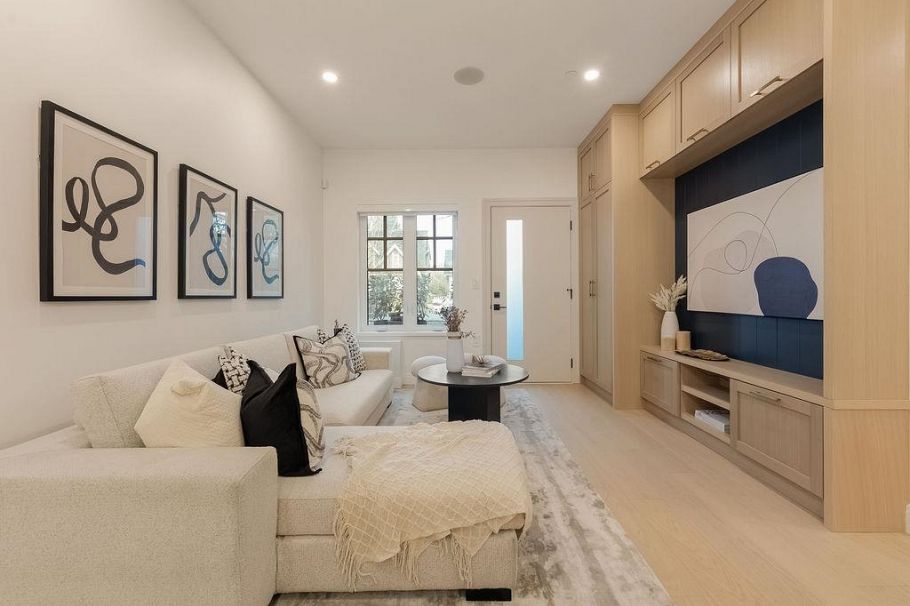 2540 Grant Street Vancouver, BC - 3