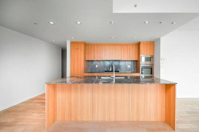 903 2411 Heather Street Vancouver, BC - 16