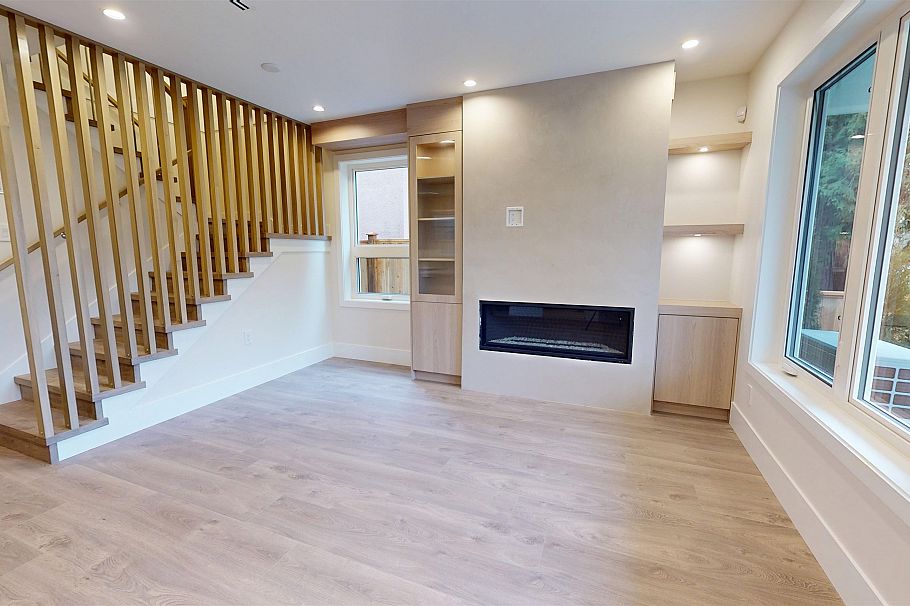1 2528 Turner Street Vancouver, BC - 3
