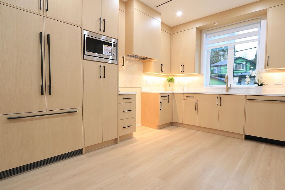 2828 Cheyenne Avenue Vancouver, BC - 11
