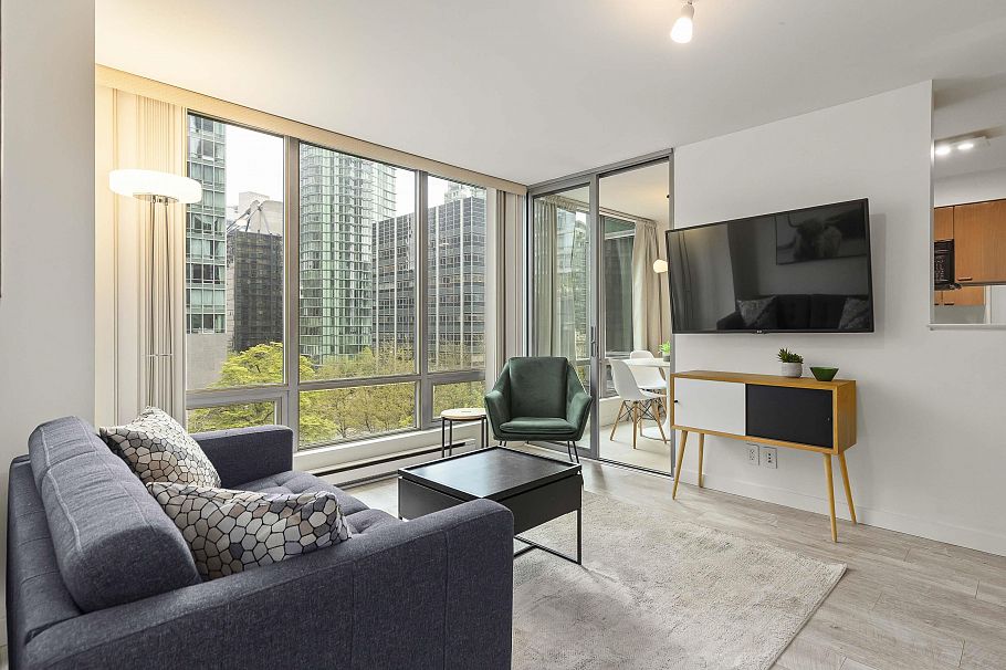 501 1200 W Georgia Street Vancouver, BC - 19
