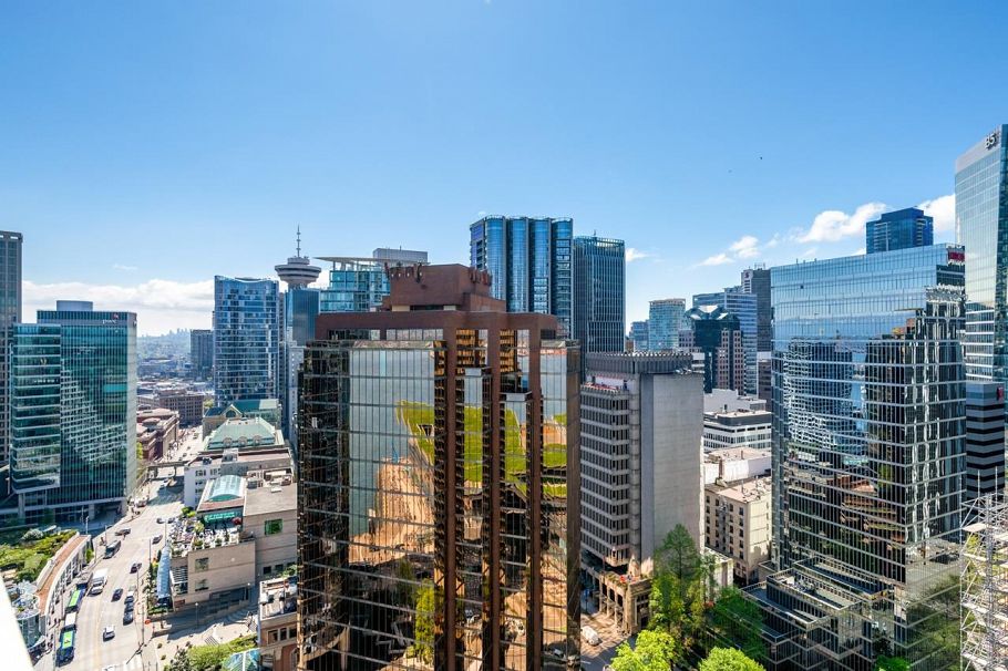 2705 1011 W Cordova Street Vancouver, BC - 2