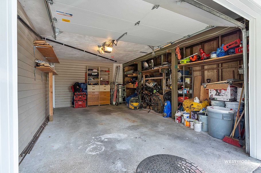 1422 Kilmer Road North Vancouver, BC - 38