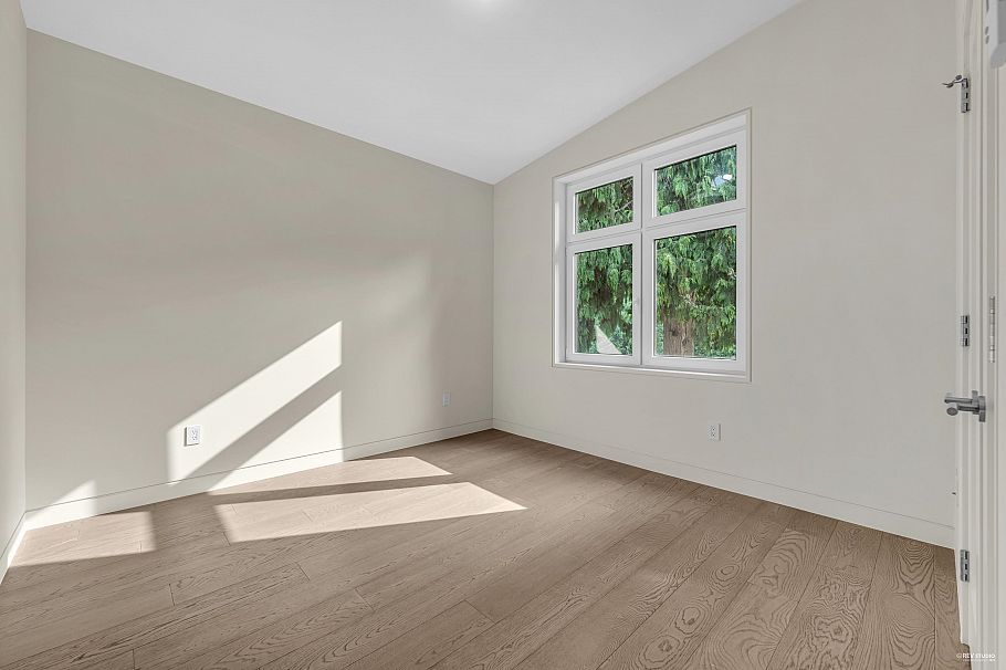 4465 Wallace Street Vancouver, BC - 23