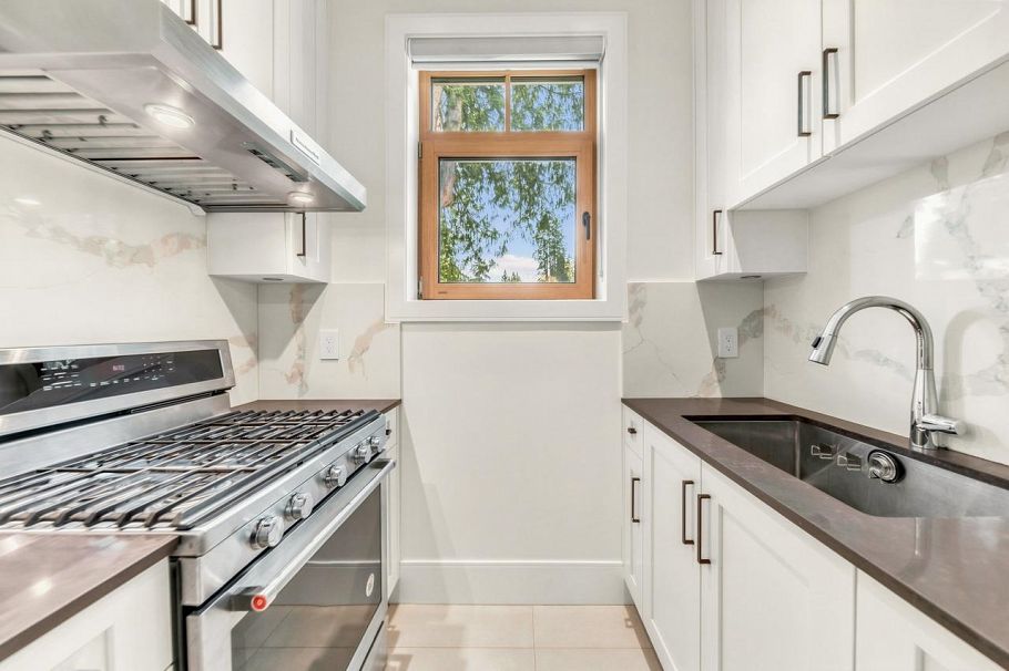 3412 W 43rd Avenue Vancouver, BC - 7