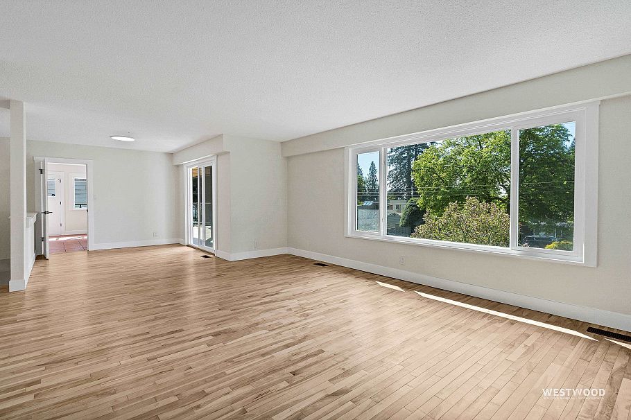1422 Kilmer Road North Vancouver, BC - 9