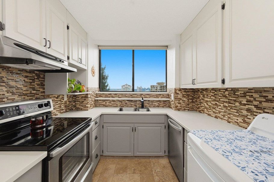 704 114 W Keith Road North Vancouver, BC - 9