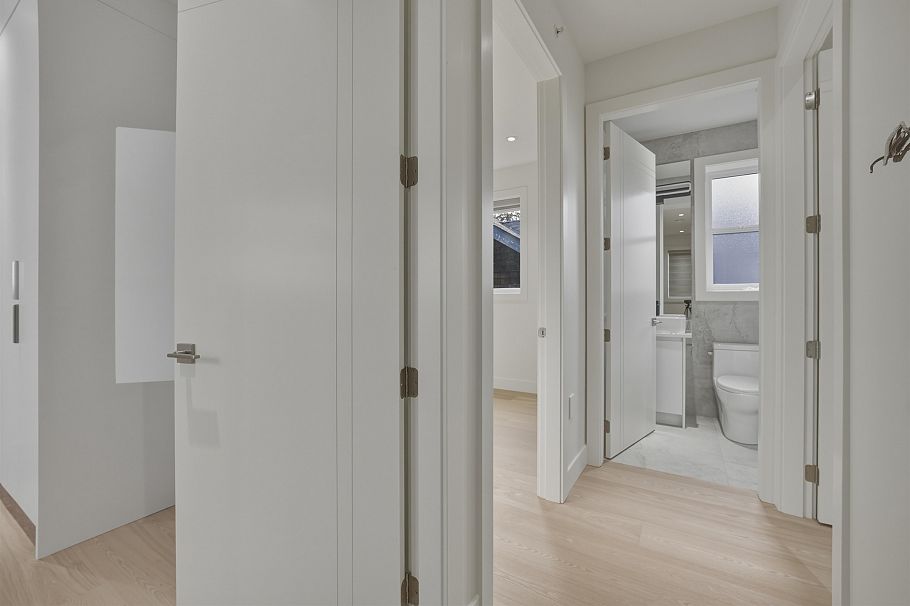 3116 W 42nd Avenue Vancouver, BC - 17