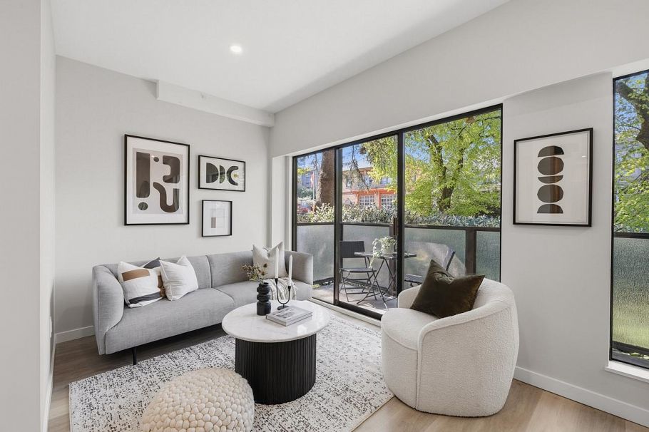 207 1535 Nelson Street Vancouver, BC - 2