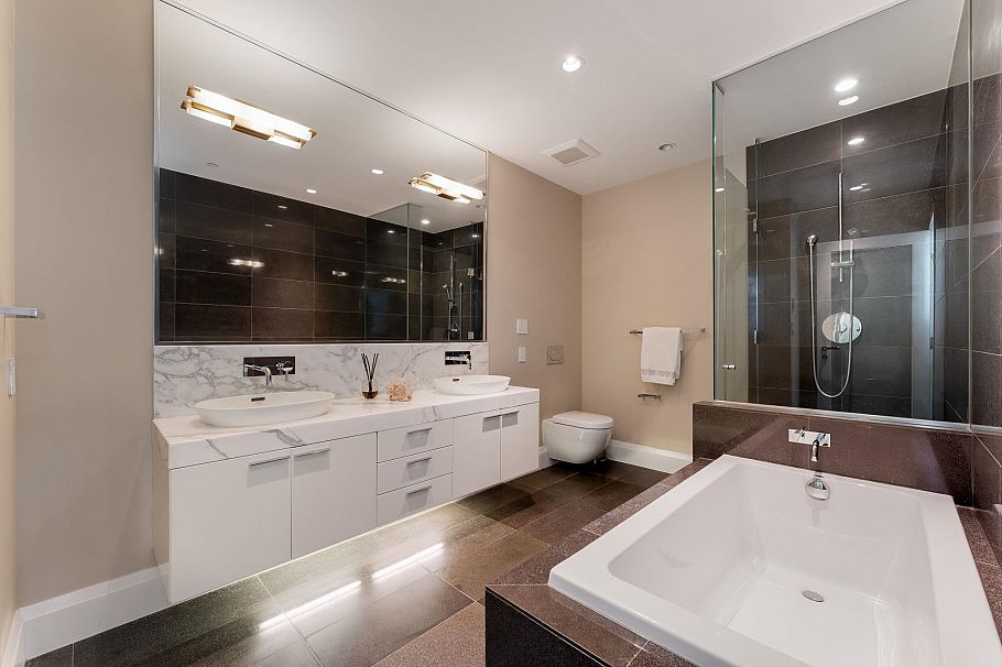 PH3101 277 Thurlow Street Vancouver, BC - 30