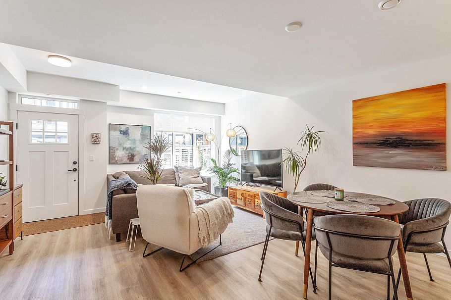 6 237 Ridgeway Avenue North Vancouver, BC - 3