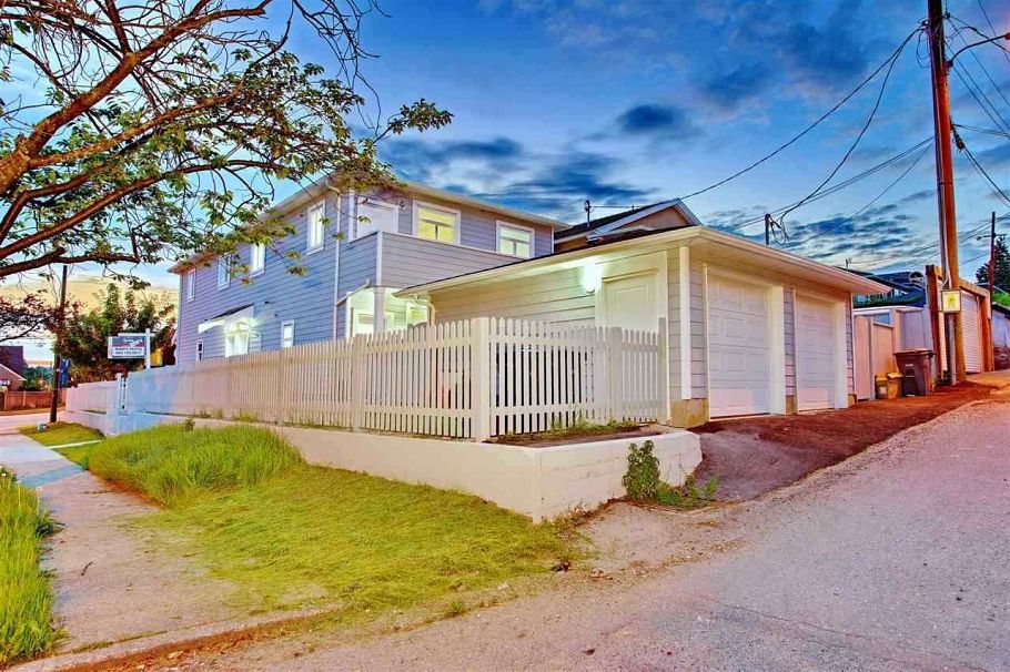 215 E 64th Avenue Vancouver, BC - 5
