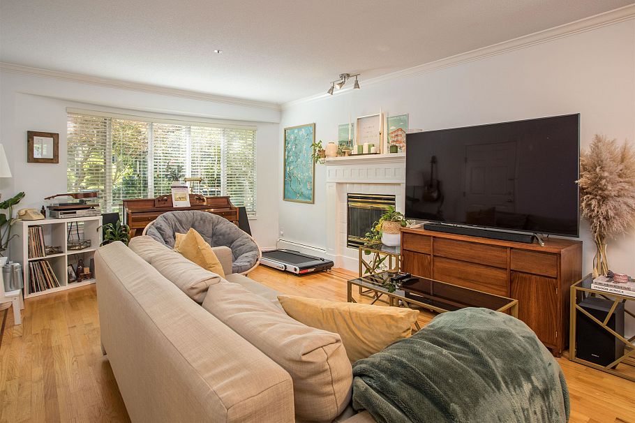 2945 W 12th Avenue Vancouver, BC - 22