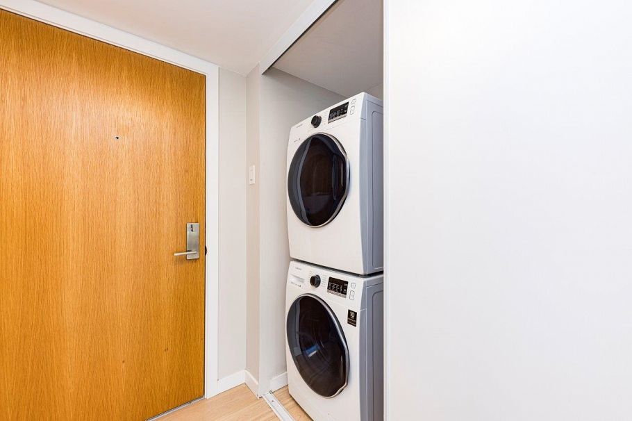 602 505 Lonsdale Avenue North Vancouver, BC - 25