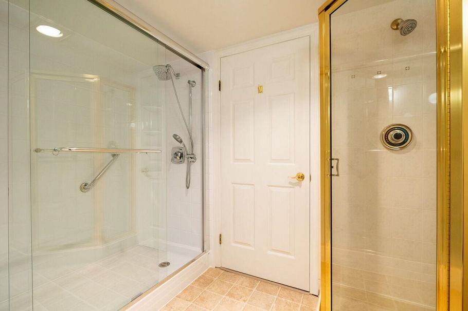 322 121 W 29 Street North Vancouver, BC - 22