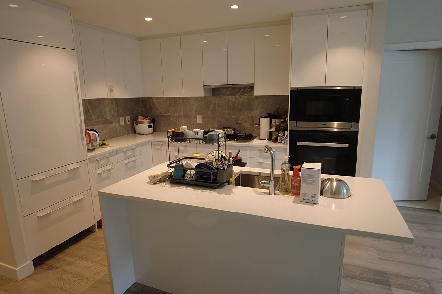 1105 5608 Berton Avenue Vancouver, BC - 2