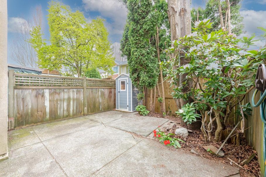 D 3439 E 43rd Avenue Vancouver, BC - 21